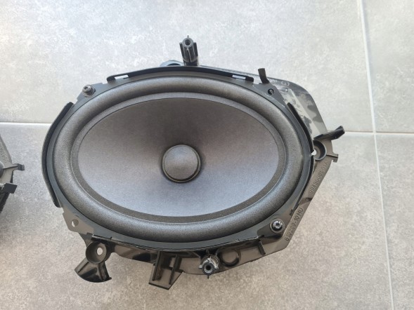 BMW OE 9285272 9210452 9134794 КОМПЛЕКТ ДИНАМІК BMW i3 HARMAN KARDON 9285272