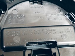 Volvo OE 32337579 Кришка радіатора решітки