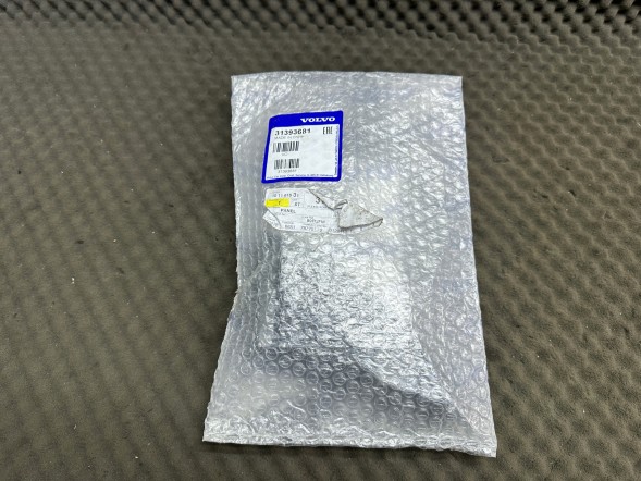 Volvo OE 31393681 VAR 31393681 ПРАВИЙ ВНУТРІШНІЙ ТРИКУТНИК ДЗЕРКАЛА VOLVO XC60