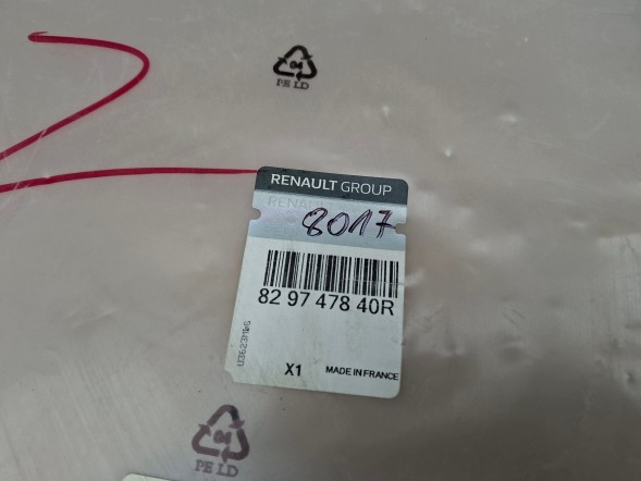 Renault OE 829747840R GTECH RENAULT TRAFIC III Ущільнювач скла розсувних дверей OE 829747840R
