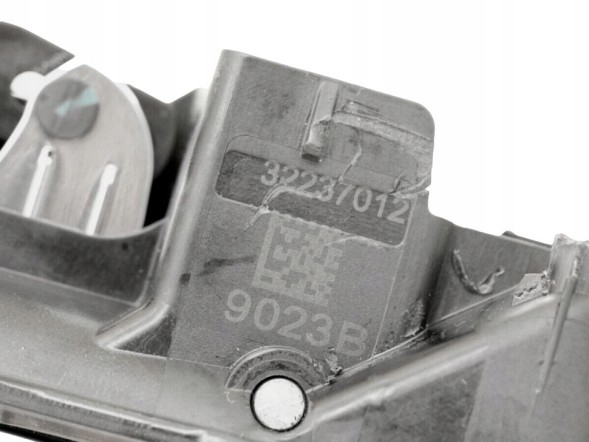 Volvo OE 32237012 VOLVO S60 V60 II XC60 II права внутрішня ручка передня задня чорна OE
