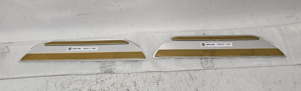 Toyota OE PW382-02003 TOYOTA OE ORYGINAŁ 123AUTOCZESCI НОВА НАКЛАДКА НА ПОРІГ ЛІВА+ПРАВА ЗАДНЯ TOYOTA COROLLA XII E21 HYBRID