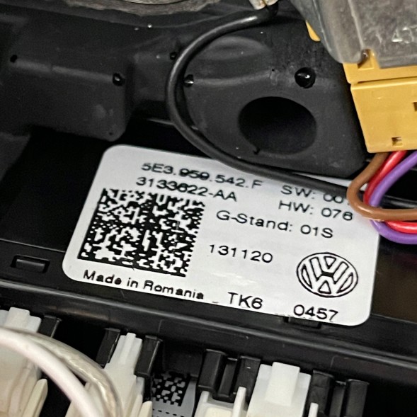Skoda OE 5E3419093AP 5E3419093APVKH 5E3419093ATVKH 5E3419093AFVKH Багатофункціональне кермо Skoda Superb 5E3419093AP