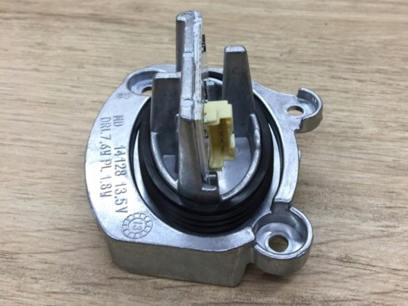 ВОЛЛЕР 63117388924 Світлодіодний модуль drl правий фронт a 5 pin для bmw 2 f22 f23 f87 m2 7388924