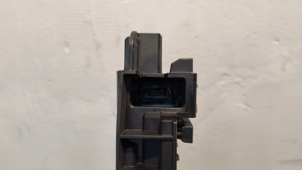 Volkswagen OE 2Q0122323 MBAP Жалюзі впускні повітряні керма volkswagen audi seat skoda 2q0