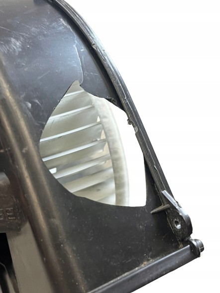 Volkswagen OE 6Q1819015J 6Q1 819 015 J Повітродувка VW 6Q1819015J