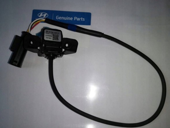Hyundai OE KAMERA COFANIA W KLAPĘ TYŁ HYUNDAI IX35 SANTA FE 95790-2Y500 OE 957902S012 Камера заднього виду в задньому люку hyundai ix35 95790-2y500 oe