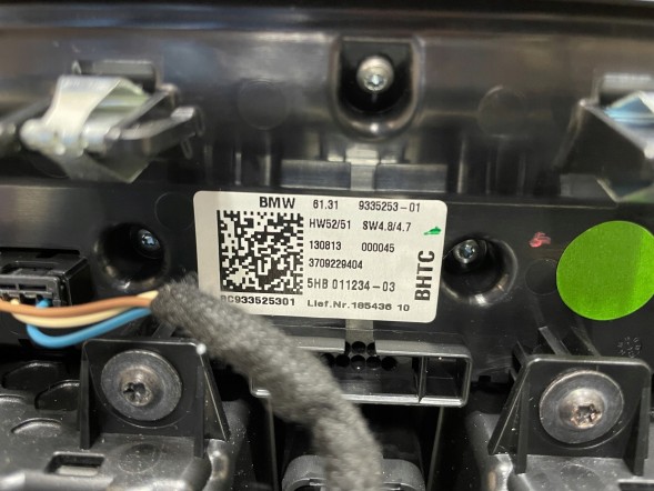BMW OE PANEL RADIA KLIMATYZACJI BMW i3 I01 9335253 CARPARTS24 РАДІО ПАНЕЛЬ КОНДИЦІОНЕРУ, ПОТОКИ ПОВІТРЯ BMW i3 I01