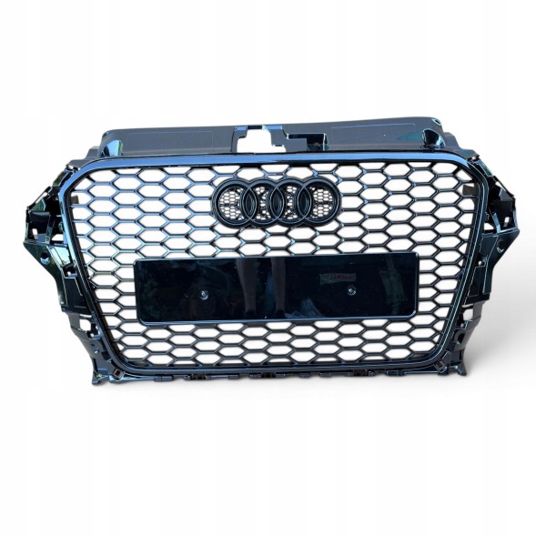 Китай Grill Plaster Miodu Audi A3 8V 2012-2016 Решітка радіатора Audi A3 8V 2012-2016 стільники чорний глянець RS накладка бампера