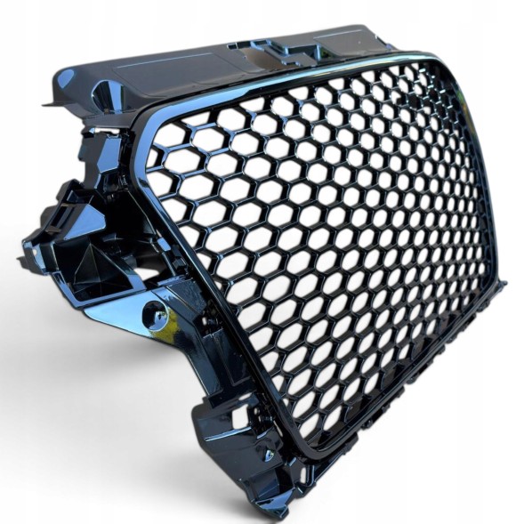 Китай Grill Plaster Miodu Audi A3 8V 2012-2016 Решітка радіатора Audi A3 8V 2012-2016 стільники чорний глянець RS накладка бампера