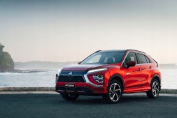 Mitsubishi OE WB/5379A942.00/ORYGINAŁ MITSUBISHI ECLIPSE CROSS 2021 + НАКЛАДКА ПОВІТРЯПРОВОДУ КЕРМА ОРИГІНАЛ