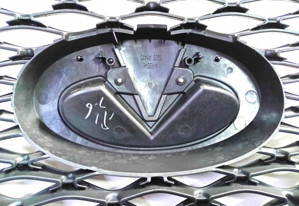 Infiniti OE 620705UA0A ПЕРЕДНИЙ БАМПЕР Решітка Infiniti QX50 2016+ OE