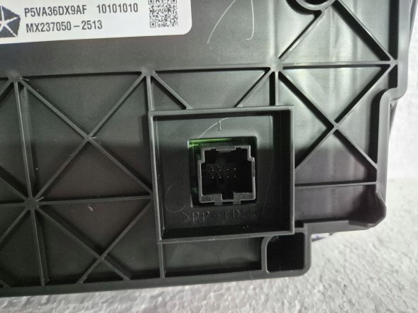 Jeep OE Панель керування кондиціонером MOPAR 53246157 / 5VA36DX9AF Jeep Compass 17-