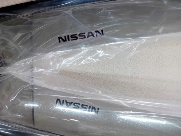 Nissan OE ОБТІЧНИКИ СКЛА ПЕРЕДНІ ЗАДНІ NISSAN ПУЛЬСАР KE800-3Z010