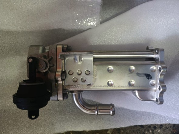 Hyundai OE GAL-284162A780 НОВИЙ ОХОЛОДЖУВАЧ ВІДПРАЦЬОВАНИХ ГАЗІВ EGR 1.7CRDI KIA HYUNDAI 284162A780