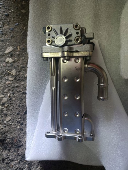 Hyundai OE GAL-284162A780 НОВИЙ ОХОЛОДЖУВАЧ ВІДПРАЦЬОВАНИХ ГАЗІВ EGR 1.7CRDI KIA HYUNDAI 284162A780