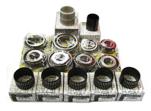 SNR 8200367843 322238889R 322756344R 8200367845 7703090344 322756344R 322637415R 322032609R ПІДШИПНИКИ КОРОБКИ ПЕРЕДАЧ 2.0 DCI TRAFIC 2 VIVARO PF6