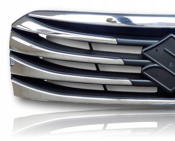 Suzuki OE 71741-61M00-CHR-SS Решітка радіатора Suzuki OE срібляста передня