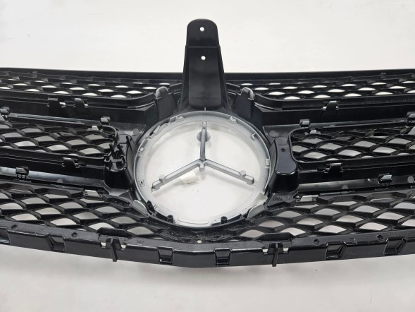 Mercedes-Benz OE MERCEDES GLC W253 2015 - 2019 GRILL ATRAPA CHŁODNICY PRZÓD A2538806676 2 MERCEDES GLC W253 2015 - 2019 РЕШІТКА РАДІАТОРА ПЕРЕДНЯ A2538806676