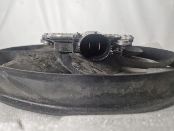 Renault OE 5001633-03 ORG Trafic iii talento vivaro b lift fan