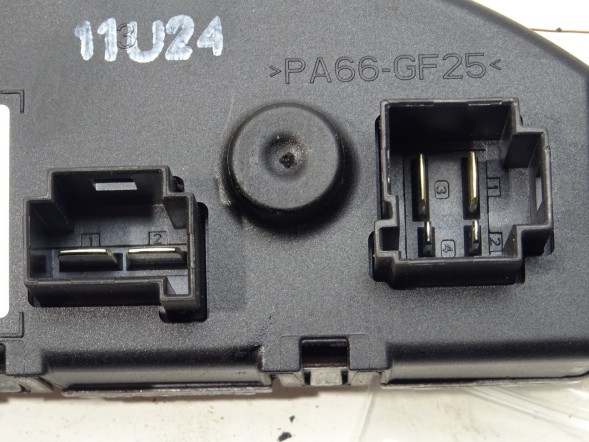 OEM 3Q0907521A Резистор повітродувки vw passat 15- oe vag 3q0907521a 3q0907521a