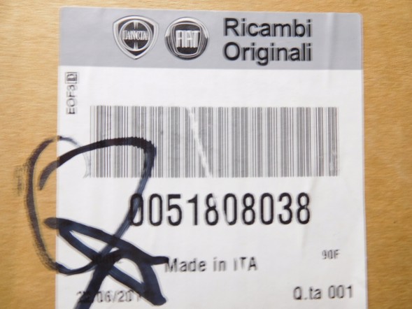 Fiat OE Права шторка AIRBAG LANCIA DELTA III 08- 51808038