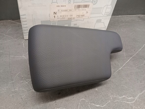Mercedes-Benz OE A1696800319 Mercedes-Benz B W245 2006 Фронтальний підлокітник центрального тунелю