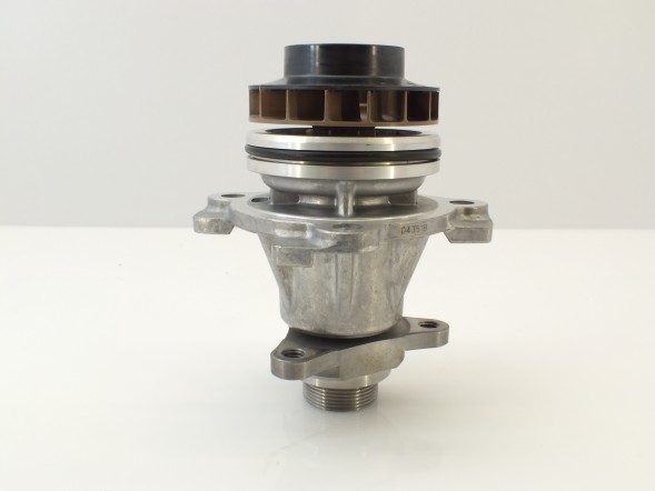 Renault OE 210102433R Водяний насос renault 2.3dci 210105857r оригінал