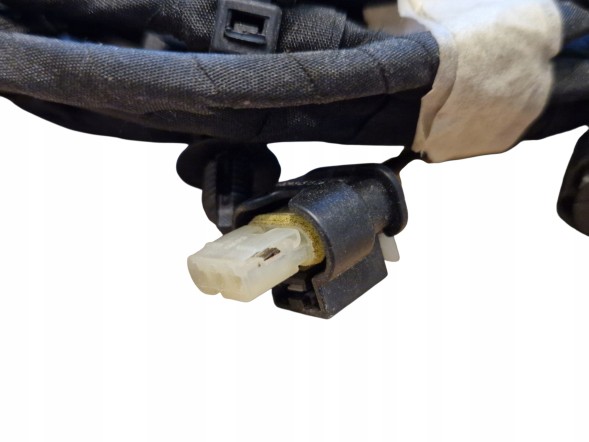 Mercedes-Benz OE MERCEDES EQA EQB W243 WIĄZKA CZUJNIKÓW PARKOWANIA 6 PDC PRZÓD A2435406810 Mercedes eqa eqb w243 промінь датчиків паркування 6 pdc передній a2435406810