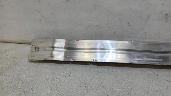 Audi OE 807113B GO Балка посилення бампера переднього Audi Q5 8K0 807113B
