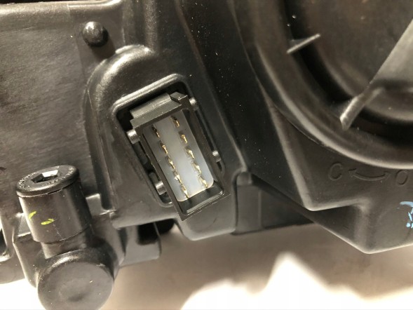 Abakus 442-1188RMLDEM2 Opel astra k 15- h7 / h1 / led нова фа прав