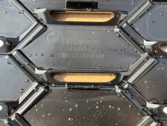 Audi OE AUDI A5 S5 ГРИЛЬ АТРАПА БАМПЕРА 8W6853651BQ