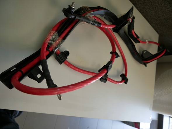 BMW OE BMW E90 E91 E92 E93 N43 N53 NOWY KABEL PRZEWÓD PLUSOWY AKUMULATORA 9205518 61129205518 BMW E90 E91 E92 E93 N43 N53 НОВИЙ КАБЕЛЬ ПРОВІД 9205518