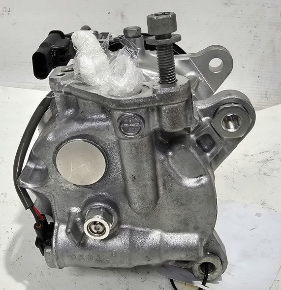 BMW OE 9299328 BMW Новий oe компресор bmw f20 f21 f22 f23 f30 f31 f32 f33 f34 f36 - 9299328