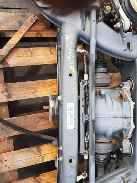 Mercedes-Benz OE MERCEDES E W212 6.3 AMG LIFT STABILIZATOR MERCEDES E W212 6.3 AMG ЛІФТ СТАБІЛІЗАТОР