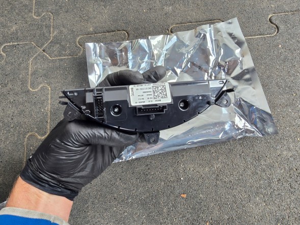 Mini OE PANEL NAWIGACJI RADIO MINI F60 F54 F55 F56 F57 9354505 NOWY ORGINAŁ QUALI2805 ПАНЕЛЬ НАВІГАЦІЇ РАДІО MINI F60 F54 F55 F56 F57 9354505 ОРГІНАЛ