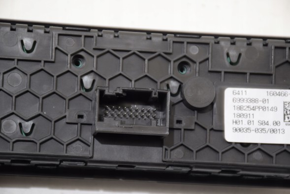 BMW OE 6999388 BMW Aplikacja ceramiczna panel BMW 7 G11 G12 Панель клімату для задньої частини центральної консолі, кераміка, вентиляція