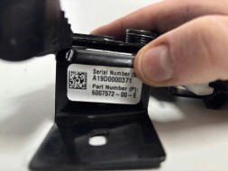 Tesla Зачіпка капота Передня Tesla Model S A19D0000371