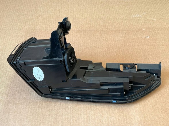 Volkswagen OE 1T3945095 GERMANTEILE ЛАМПА ЗАДНЯ ЛІВА LED VW ID BUZZ 1T3945095 НОВА