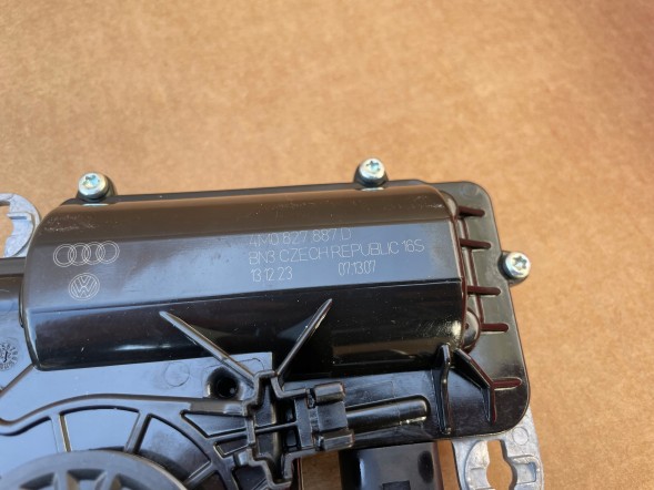 Volkswagen OE 5TVW SKODA CUPRA 5TA827506D 4M0827887D ЗАМОК ДОВОДЧИК КРИШКИ БАГАЖНИКА 5TA827506D 4M0827887D VW SKODA