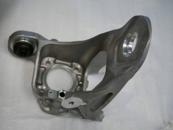 BMW OE BMW E70 E71 E72 F15 F16 F85 F86 TYLNA LEWA ZWROTNICA TYŁ LEWY 6879101 33326879101 6877217 BMW E70 E71 E72 F15 F16 F85 F86 ЗАДНІЙ ЛІВИЙ ПОВОРОТНИЙ КУЛАК ЗАДНІЙ ЛІВИЙ 6879101