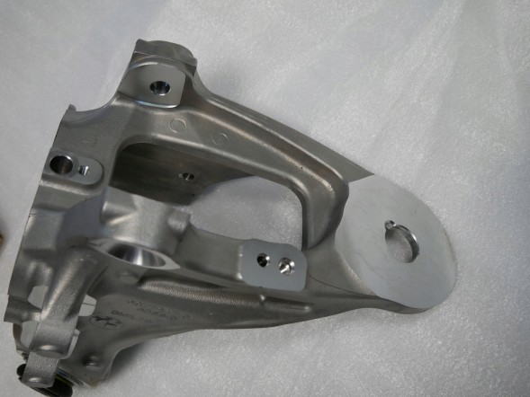 BMW OE BMW E70 E71 E72 F15 F16 F85 F86 TYLNA LEWA ZWROTNICA TYŁ LEWY 6879101 33326879101 6877217 BMW E70 E71 E72 F15 F16 F85 F86 ЗАДНІЙ ЛІВИЙ ПОВОРОТНИЙ КУЛАК ЗАДНІЙ ЛІВИЙ 6879101