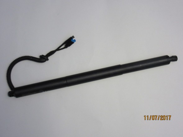 BMW OE АКТУАТОРИ ЗАСУТОК MINI F60 7405763