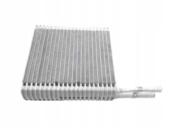 Jeep OE 4864999AE Серцевина випарника кондиціонера MOPAR Jeep Cherokee 4864999E