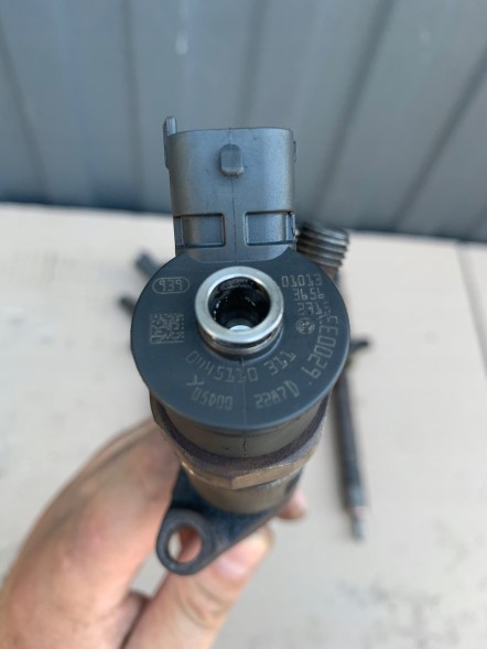 Bosch 0445110311 WTRYSK 1.6 HDI PEUGEOT CITROEN ДИЗЕЛЬНА ПАЛИВНА ФОРСУНКА BOSCH 0445110311
