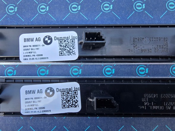 BMW OE LISTWA OZDOBNA PROGOWA PRZÓD M PAKIET BMW G05 G06 G07 8069271 PODŚWIETLANA QUALI23.10.25 ДЕКОРАТИВНА НАКЛАДКА ПОРОГА ПЕРЕДНЯ M-PAKET BMW G05 G06 G07 8069271 З ПІДСВІТКОЮ