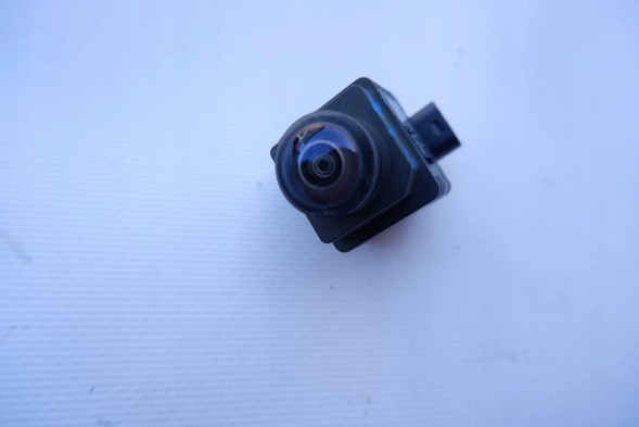 BMW OE MRKAA BMW G01 G05 G20 G30 KAMERA ICAM2-R 9460607 BMW G01 G05 G20 G30 КАМЕРА ICAM2-Р