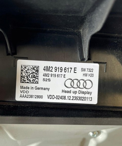 Audi OE 4M2919617E 4M2 919 617 E Проекційний дисплей Audi 4M2919617E