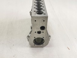 Китай КОРПУС ПАЛИВНОГО НАСОСА 2415158060 MERCEDES OM422 BOSCH 0401848760