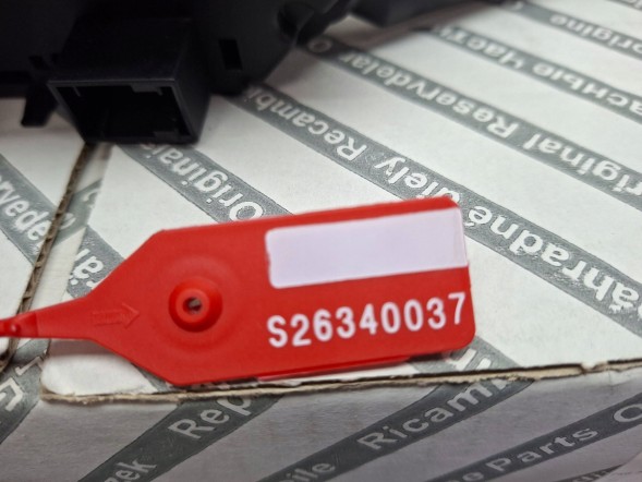 Fiat OE S26340037 ПЕРЕМИКАЧІ КОМБІНОВАНІ СТРІЧКА 0735606801 FIAT DOBLO II 2010-